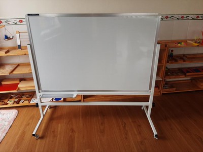 Bảng di động 1 mặt viết bút lông từ Hàn Quốc KT80x120