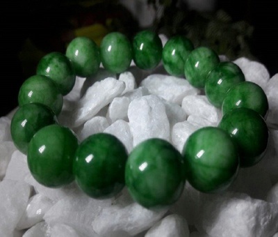 Vòng tay đá thạch anh tím