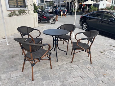 Bàn ghế cafe ngoài trời 