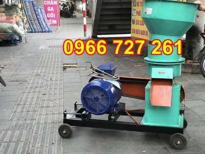 Máy ép cám viên trục đúng , ép thức ăn chăn nuôi cám viên