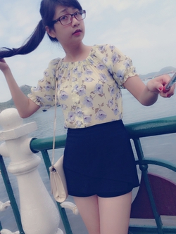 Ảnh số 4: áo trễ vai - Giá: 100.000