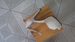 Ảnh số 50 - Giá: 270.000