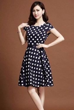 Ảnh số 23: Đầm xòe chấm bi - D246 - Giá: 245.000