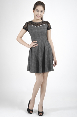 Ảnh số 15: Đầm xòe hoa đá ren ngực - Giá: 690.000