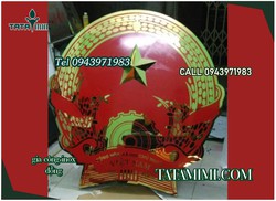 Ảnh số 1: Quốc huy treo tòa nhà làm kích thước nào