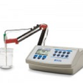 Máy đo pH để bàn HI 3220 02