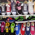 Thanh lý giày Converse , Vans , New Balance tại Hà Nội , nghỉ bán thôi