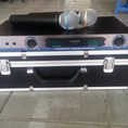 Micro không dây shure u830 giá rẻ, hát hay, độ nhạy tốt, mic dùng cho gia đình