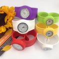 In ấn quà tặng đồng hồ đeo tay theo yêu cầu giá rẻ số lượng lớn