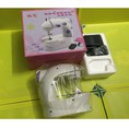Máy khâu mini gia đình tiện lợi cho gia đinh