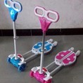 Xe trượt scooter năng động có 3 bánh phát sáng, có chuông, xe trượt có 2 bàn đứng