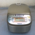 Bán cái nồi cơm điện của nhật Panasonic, 1l, IH, sx 2010