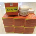 Kem dưỡng trắng da toàn thân KISS SKIN CARE White Body Kiss SPF 45 Mua 1 Tặng 1