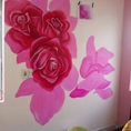 Cho phòng ngủ thêm lãng mạn bằng tranh tường hoa hồng xinh xắn