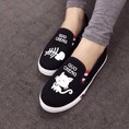 Giày slip on mèo yêu xương