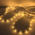 Led cuộn 5m mắt 3528 điện 12v trắng ấm