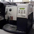 Cho thuê máy pha cà phê tự động SAECO ROYAL CAPPUCCINO phù hợp cho văn phòng công ty, nhà hàng, khách sạn, quán cafe