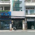 Cho thuê gấp nhà mặt tiền đường Nguyễn Bỉnh Khiêm, Quận 1: 4.5m x 15m, trệt, 3 lầu, ST, gần ngã tư Nguyễn Đình Chiểu.