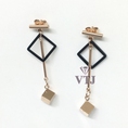 Bông Tai Titan Kiểu Hình Khối