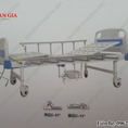 TG BC03 Giường bệnh đa năng 3 tay quay điều khiển bằng tay quay