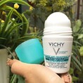 Chính Hãng: Lăn khử mùi Vichy Pháp