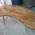 Bàn gỗ su hình bán nguyệt BA18