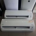 Một cặp máy lạnh inveter chuẩn bị lắp cho khách