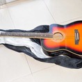 Đàn guitar acoustic gắn amply