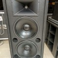 jbl 825