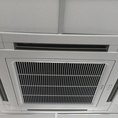 Máy lạnh âm trần Daikin FFF kiểu dáng thanh lịch thổi 4 hướng .