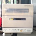 Máy rửa chén PANASONIC NP TR8 Rửa được 6 bộ, Econavi, Rửa nước nóng Date 2015 còn mới