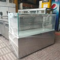 tủ trưng bày và bảo quản thịt tươi