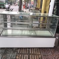 Tủ mát trưng bày bánh kem màu trắng kính vuông