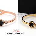 Vòng tay titan mặt tròn đen số la mã 789