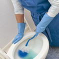 Dịch vụ tẩy rửa nhà vệ sinh Hậu Giang