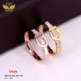 Nhẫn tay titan mặt khóa nịch 949