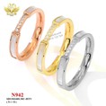Nhẫn tay titan viền trắng đính đá giữa 942