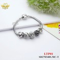 Lắc tay titan mặt charm vương miện 01