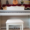 BOWMAN Piano được trưng bày tại cửa hàng nhạc cụ tại Hà Nội