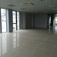 Văn phòng 80m2 giá 22 triệu mặt phố Chùa Láng quận Đống Đa