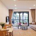 Cho thuê căn hộ dịch vụ tại Từ Hoa, Tây Hồ, 120m2, 2PN, ban công, đầy đủ nội thất mới hiện đại