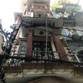 Cho thuê cả nhà 5 tầng, 8 phòng ngủ, ngõ 89 lạc long quân, oto đỗ cửa, tiện ở, làm homestay, vp,cty..