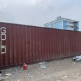 container 40DC cao 2m9 vừa cập bãi