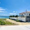 Đất mặt biển dốc lết . tx ninh hòa