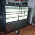 Tủ bánh kem kính vuông 3 tầng mới 98%