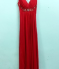 Đầm dài dự tiệc.