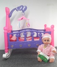 Đồ chơi cho bé, giường nôi búp bê giá tốt