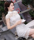 Đầm body ren phần trên xuyên thấu kèm lót trong