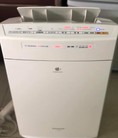 MÁY LỌC KHÔNG KHÍ PANASONIC VE40XJ ĐỜI 2013 DÙNG CHO PHÒNG 20 25M2 Mới về thêm 1 mớ máy lọc không khí nhìn trắng trẻ