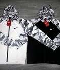 Áo khóac nỉ Nike